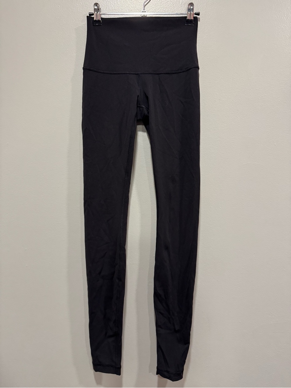 Lululemon Wunder Under 31” Legging in Black Size 4